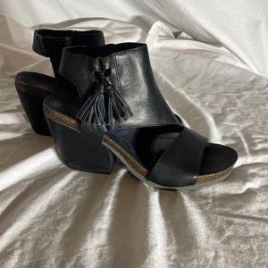 OTBT Shoe/Sandal 🌺🌺